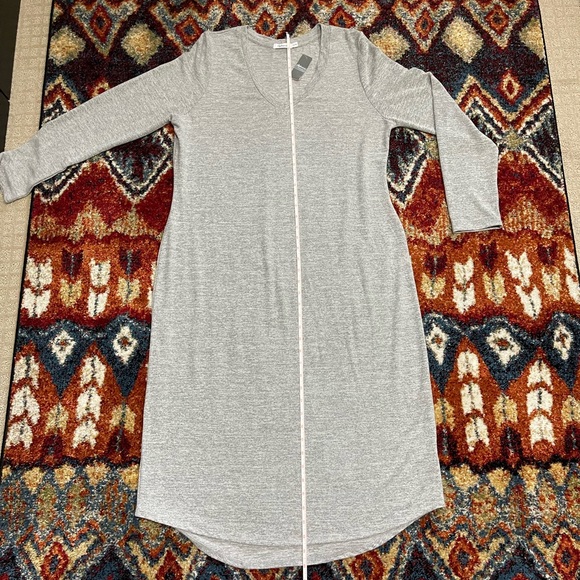 Grey V-Neck Sweater Dress - Picture 8 of 10